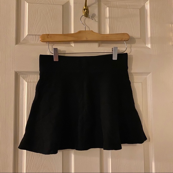 Aritzia Talula VANDERBILT skirt - Picture 2 of 8